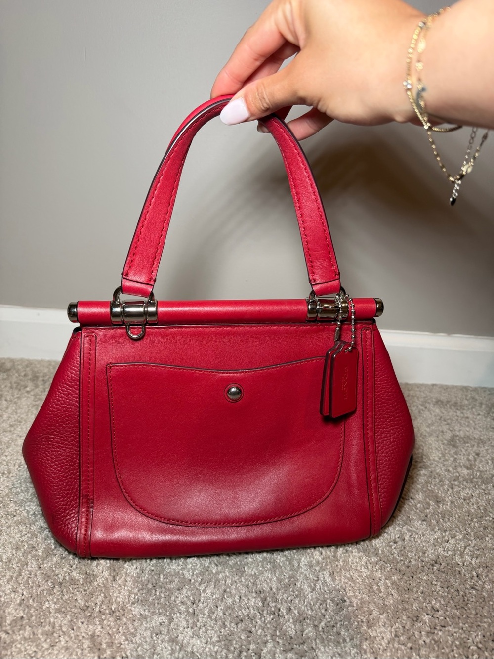 Coach Vintage Cherry Red - Picture 3 of 10